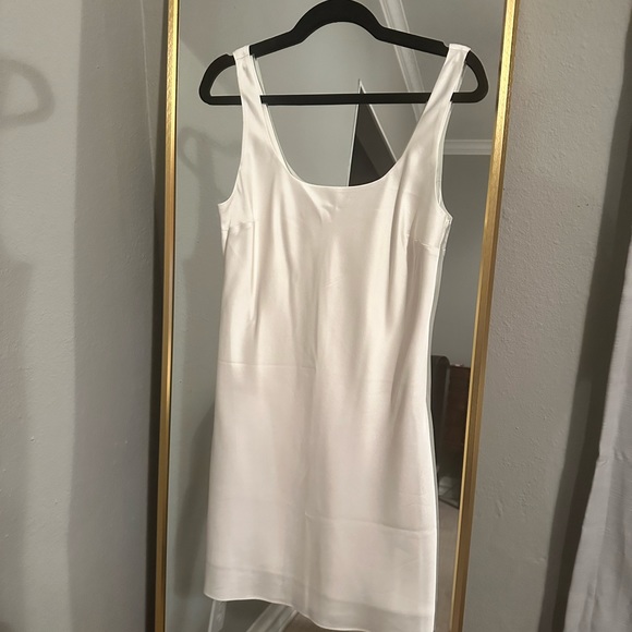 Abercrombie & Fitch white silk mini dress. - Picture 3 of 3